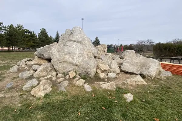 Ahlatlıbel Atatürk Parkı - Resim 19