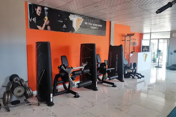 Titan Fitness - Resim 16