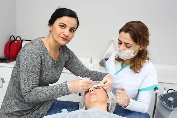 Kocaeli Estetik Cerrahi Op. Dr. Belma Kapılı Burun Estetiği, Meme Estetiği, Kulak Estetiği - Resim 2