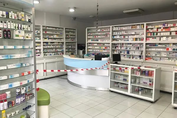 Uğur Eczanesi - Gümbet Bodrum Eczane - Resim 3