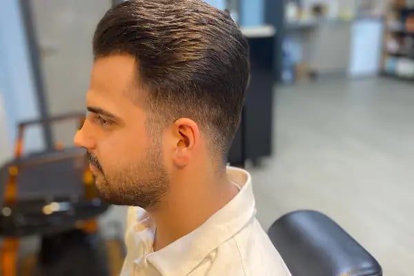 By Zinar Hair Salon - Resim 15