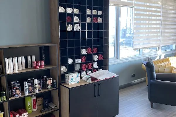 By Zinar Hair Salon - Resim 7