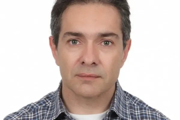 Prof. Dr. Adnan Menderes, Plastik Rekonstrüktif Ve Estetik Cerrahi - Resim 3