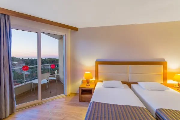 Day One Beach Resort &amp; Spa - Resim 2