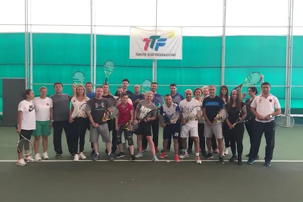 Efe Güray Tenis Akademisi - Resim 5
