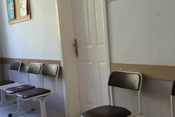Merkez Sağlık Ocağı - Resim 1
