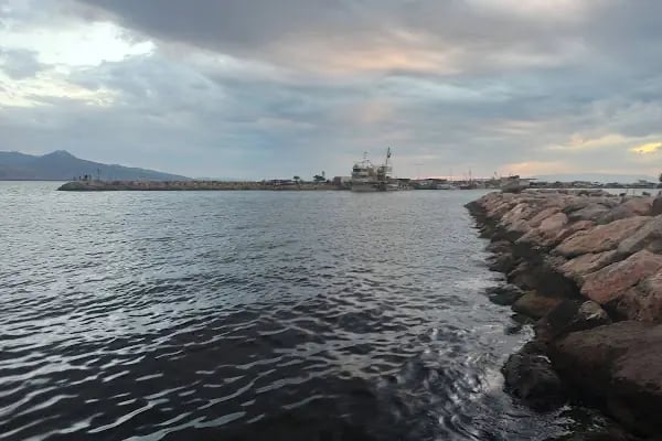 Bostanlı İskelesi - Resim 1