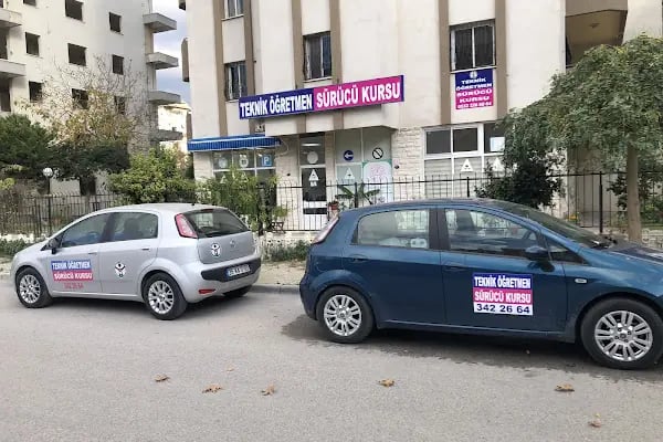 İzmir Bayraklı Özel Teknik Öğretmenler Sürücü Kursu - Resim 7