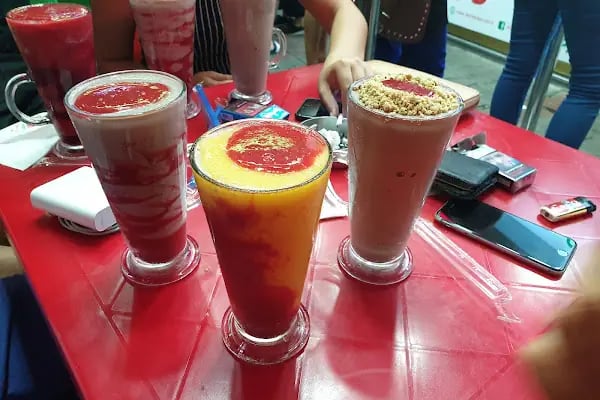 Tropic Vitamin Cafe - Resim 3