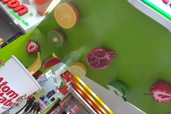Tropic Vitamin Cafe - Resim 8