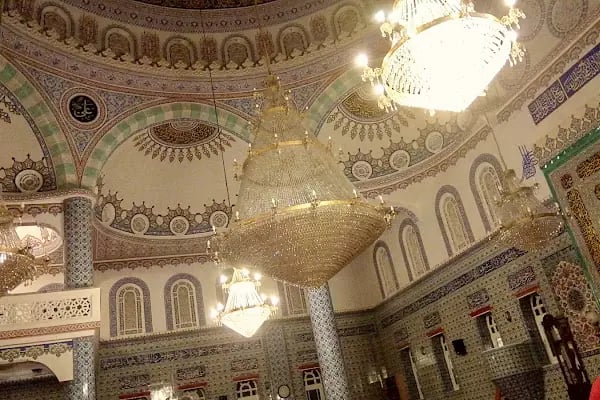 Ssk Lokman Hekim Cami - Resim 3