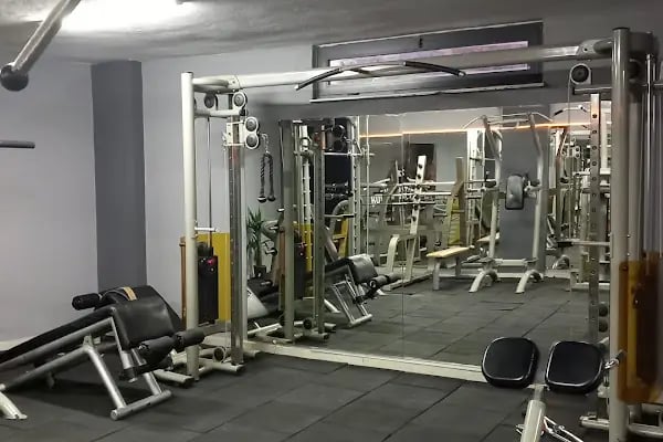 U2 Fitness Club - Resim 17