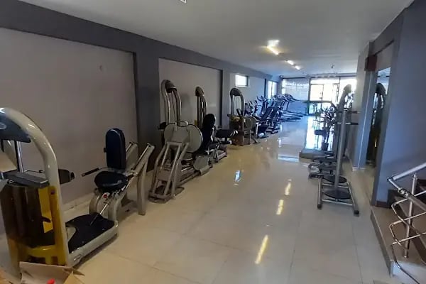 U2 Fitness Club - Resim 13