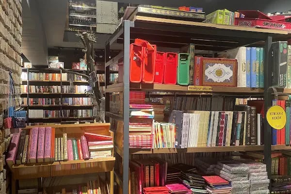 Pozitif Kitap Kırtasiye Dijital Baskı Merkezi - Resim 17