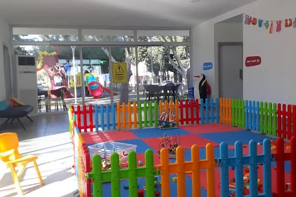 Konyaaltı Bebek Parkı - Resim 5