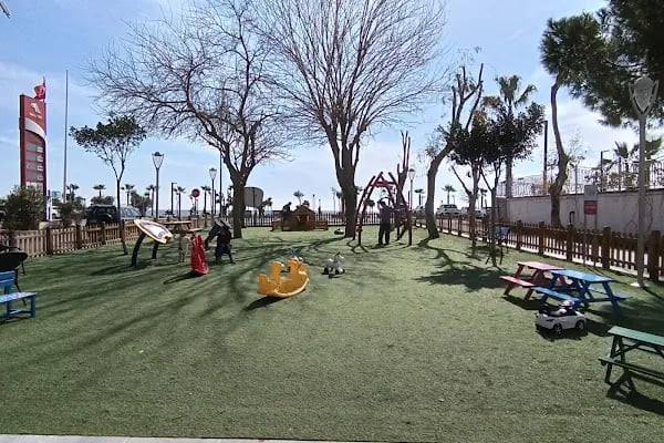 Konyaaltı Bebek Parkı - Resim 13