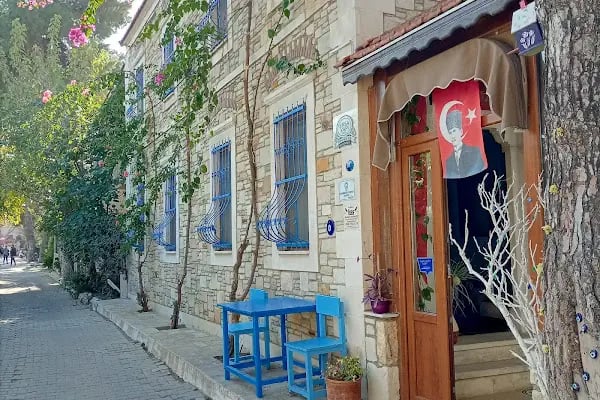 Deniz Hotel Yeni Foça - Resim 1