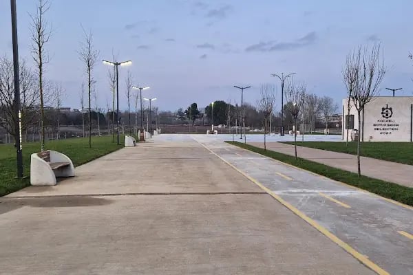 Başiskele Seymen Millet Bahçesi - Resim 19