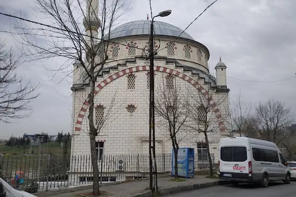 Ulubatlı Hasan Camii - Resim 7