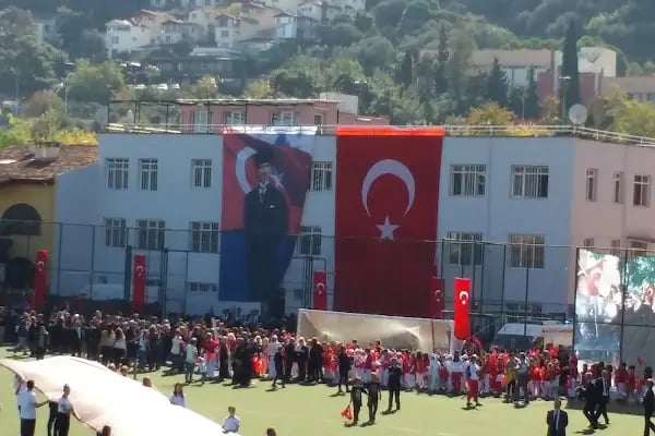 Balçova Atatürk Stadyumu - Resim 12