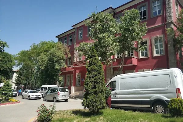 ANKARA ÜNİVERSİTESİ TIP FAKÜLTESİ CEBECİ HASTANESİ BAŞHEKİMLİĞİ - Resim 2