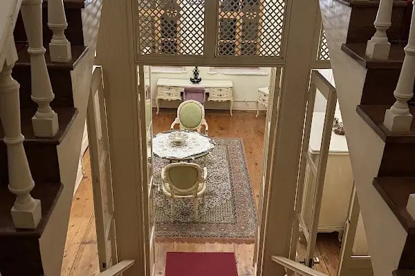 Büyükada Görkemli Hotel&amp;Cafe - Resim 9
