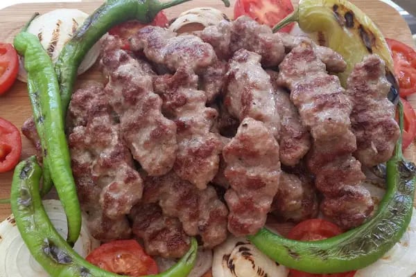 Vefa Kasap Ve Izgara Akhisar Köfte - Resim 3