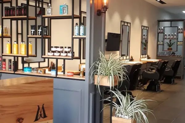 Muharrem Öztürk Barbers Clup - Resim 2