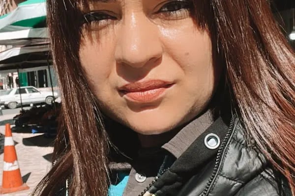 Pelin Ak Saç Tasarım - Resim 3