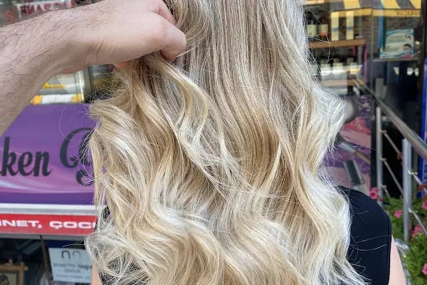 Tunca Topaç Hairdresser - Resim 16