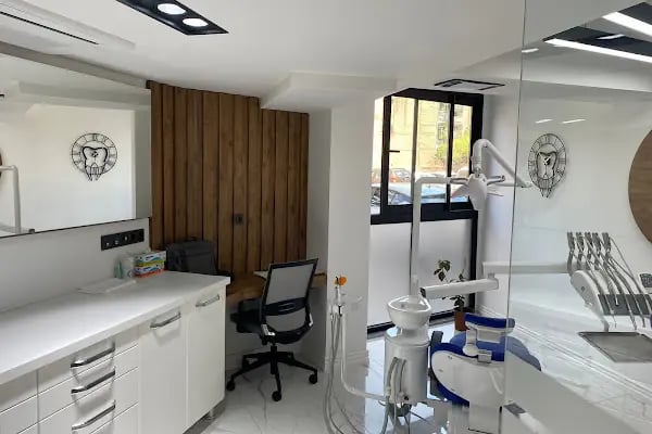 Optimum Dental Ağız ve Diş Sağlığı Merkezi - Resim 18