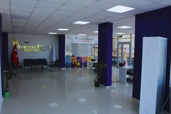 Bursa Acemler Amerikan Kültür Yabancı Dil Okulu - Resim 12