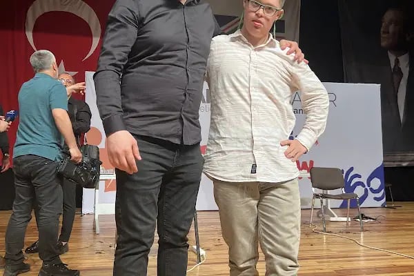 Eren Çınar Kuaför - Resim 4