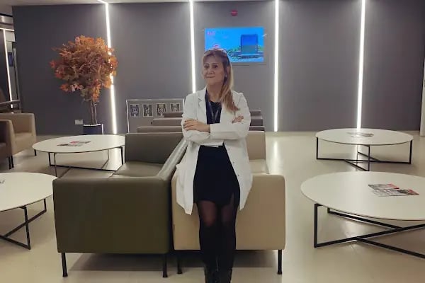 Uzm. Dr. Ayşegül Daldal, Nöroloji - Resim 2