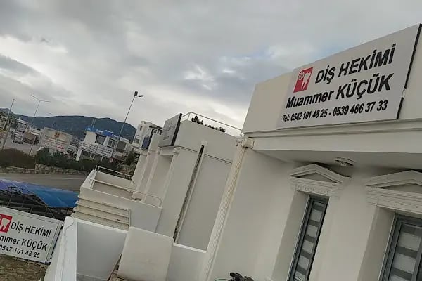 Diş Hekimi Muammer Küçük 7/24 Açık Diş Kliniği - Resim 11