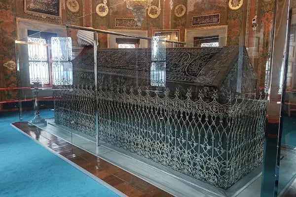 Fatih Sultan Mehmet Türbesi - Resim 3