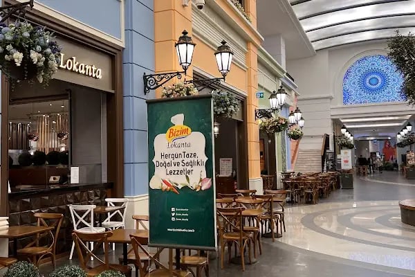 Emaar Square AVM - Resim 2