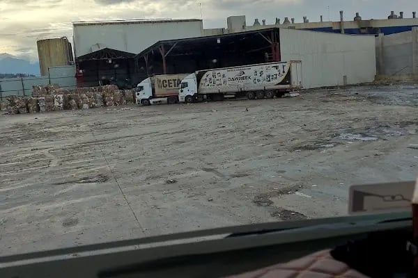 Kipaş Atık Kağıt Toplama Merkezi - Resim 1