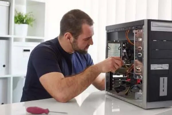 7/24 YERİNDE BİLGİSAYAR TEKNİK SERVİSİ KARŞIYAKA İZMİR - Resim 4