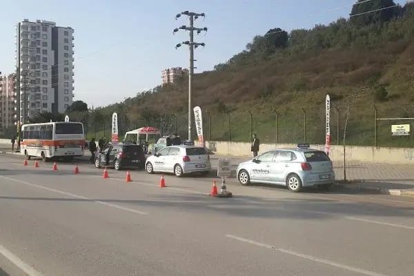 Akabey Adana Sürücü Kursları Direksiyon Geliştirme SRC - Resim 4