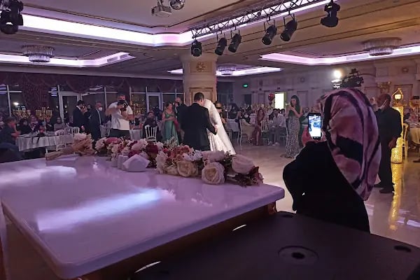 Beyaz Çırağan Düğün Salonu - Resim 2