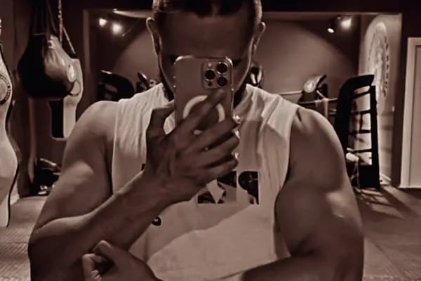 Burak Bozkurt Fight Club - Resim 10