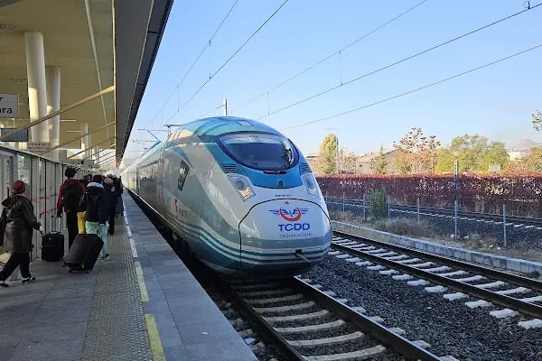 Konya Selçuklu YHT Gar - Resim 15