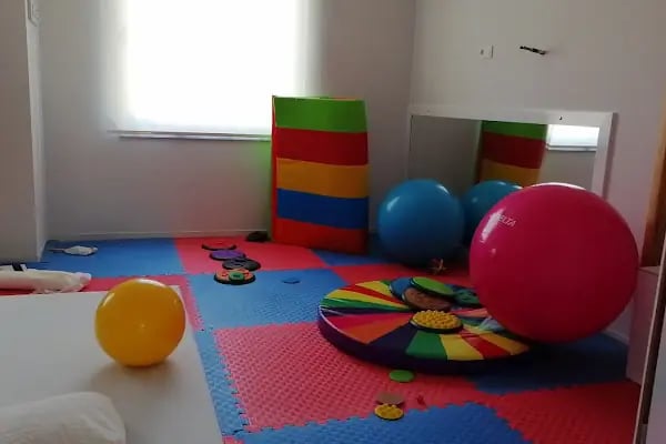 Özel Lazer Göz Tıp Merkezi - Resim 14