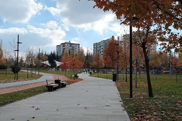 Zafer Park - Resim 13
