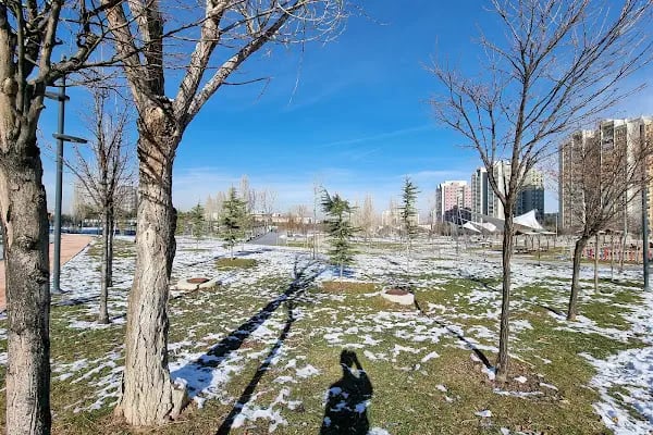 Zafer Park - Resim 14