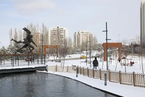 Zafer Park - Resim 15