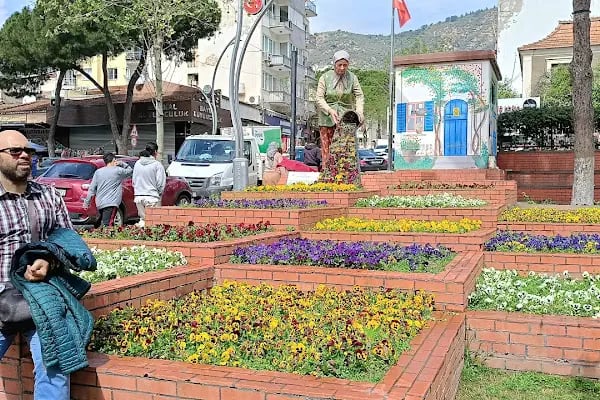 Kani Bey Parkı - Resim 12