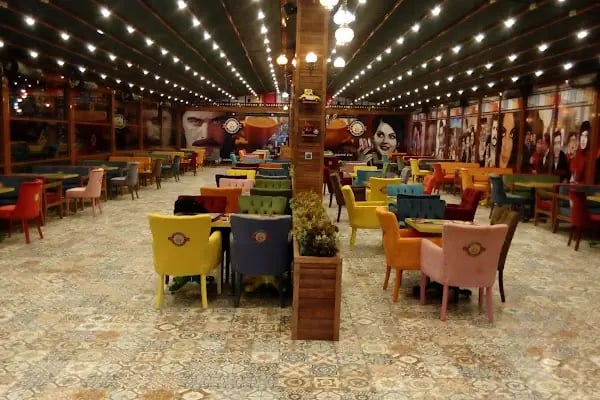 By Pars Cafe & Bistro - Resim 1