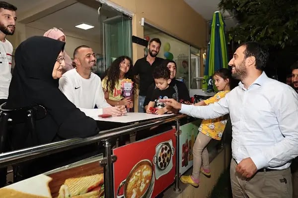 Bağcılar Belediyesi Uçanevler Parkı Aile Çay Bahçesi - Resim 19